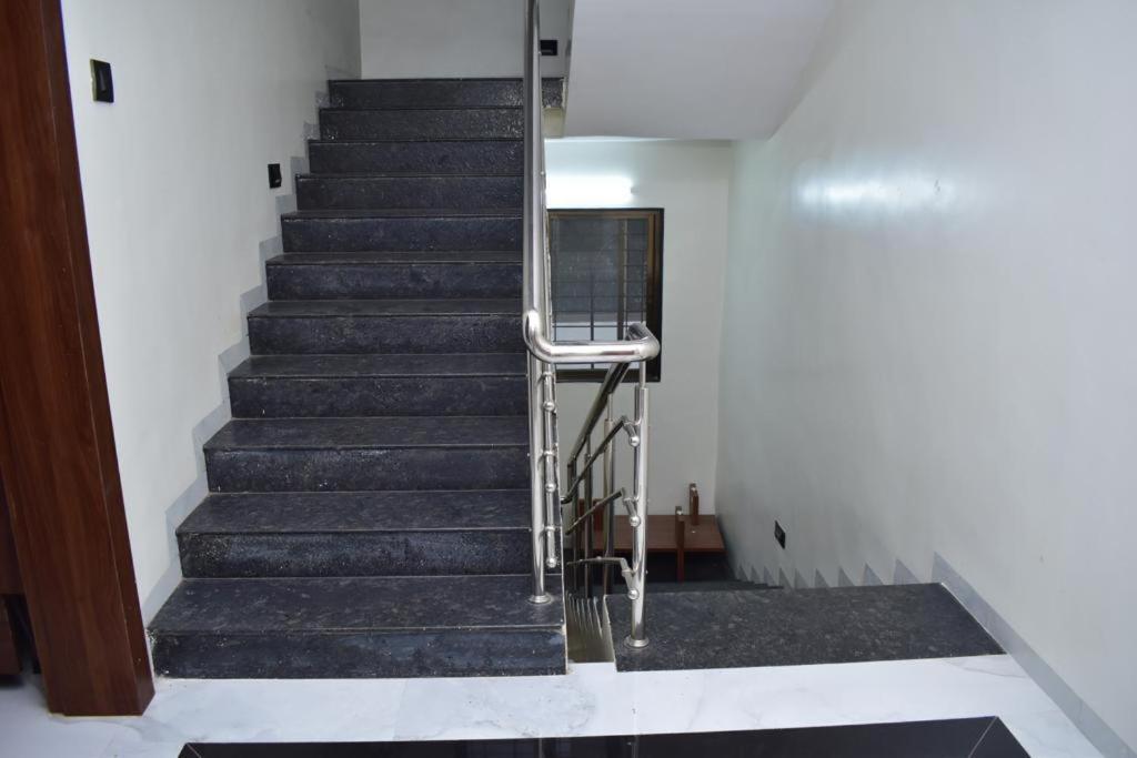 Hotel Sai Sandesh Shirdi Luaran gambar